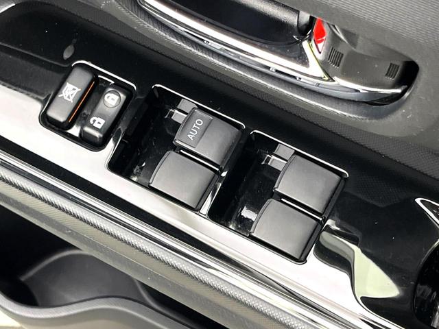 アクア Ｇ　ＧＲスポーツ・１７インチパッケージ　禁煙車　セーフティセンス　純正９型ナビ　バックカメラ　ＥＴＣ　車線逸脱警報　オートマティックハイビーム　横滑り防止装置　ＬＥＤヘッド　オートライト　オートエアコン　電動格納ミラー　スマートキー（32枚目）