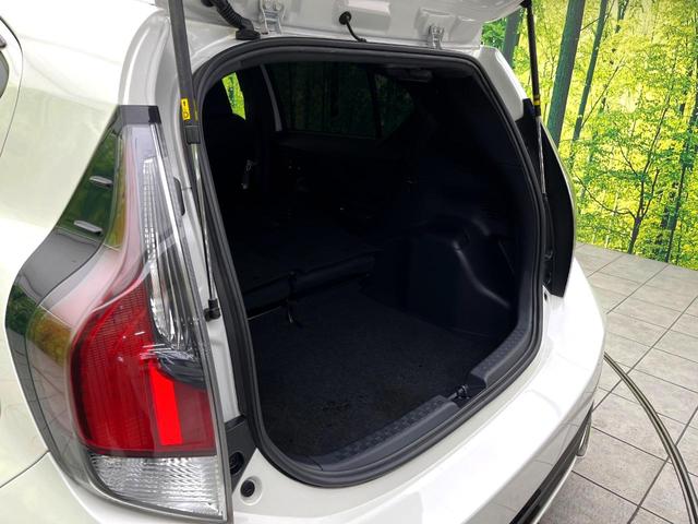 アクア Ｇ　ＧＲスポーツ・１７インチパッケージ　禁煙車　セーフティセンス　純正９型ナビ　バックカメラ　ＥＴＣ　車線逸脱警報　オートマティックハイビーム　横滑り防止装置　ＬＥＤヘッド　オートライト　オートエアコン　電動格納ミラー　スマートキー（38枚目）