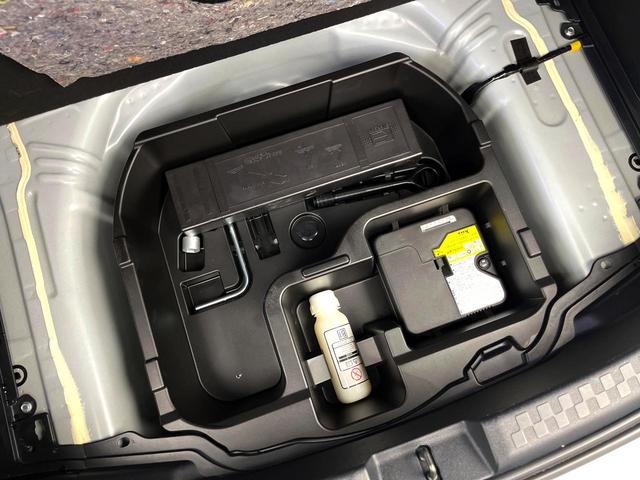 アクア Ｇ　ＧＲスポーツ・１７インチパッケージ　禁煙車　セーフティセンス　純正９型ナビ　バックカメラ　ＥＴＣ　車線逸脱警報　オートマティックハイビーム　横滑り防止装置　ＬＥＤヘッド　オートライト　オートエアコン　電動格納ミラー　スマートキー（39枚目）