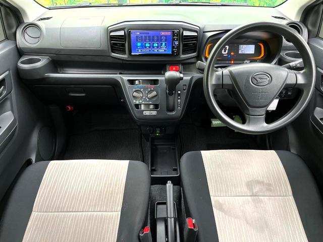 ミライース Ｌ　ＳＡＩＩＩ　純正ナビ　バックカメラ　スマートアシストＩＩＩ　ＥＴＣ　純正１３インチホイール　キーレスエントリー　エアコン　横滑り防止装置　パワーステアリング　パワーウィンドウ　フロアマット　ドアバイザー（2枚目）