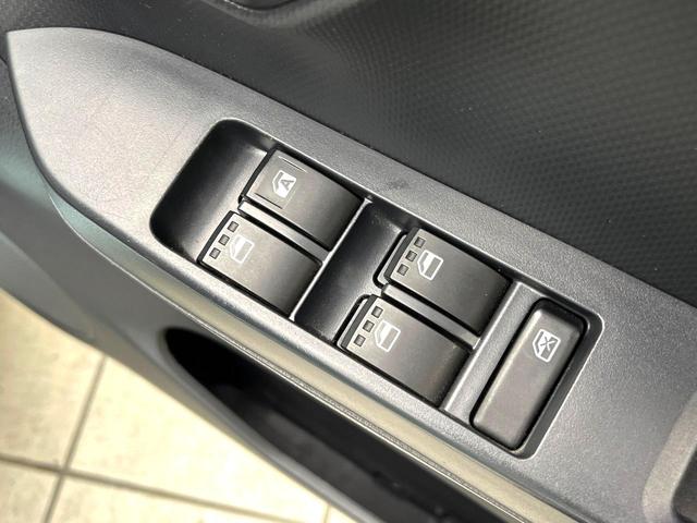 ミライース Ｌ　ＳＡＩＩＩ　純正ナビ　バックカメラ　スマートアシストＩＩＩ　ＥＴＣ　純正１３インチホイール　キーレスエントリー　エアコン　横滑り防止装置　パワーステアリング　パワーウィンドウ　フロアマット　ドアバイザー（32枚目）