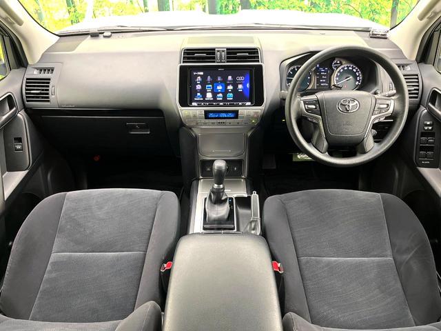 ランドクルーザープラド TX 4WD 7人乗り TRDエアロ 9インチナビ バックカメラ セーフティセンス 禁煙車 コーナーセンサー スマートキー LEDヘッドライト ルーフレール ビルトインETC 純正17インチアルミ(2枚目)