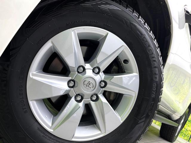 ランドクルーザープラド TX 4WD 7人乗り TRDエアロ 9インチナビ バックカメラ セーフティセンス 禁煙車 コーナーセンサー スマートキー LEDヘッドライト ルーフレール ビルトインETC 純正17インチアルミ(13枚目)
