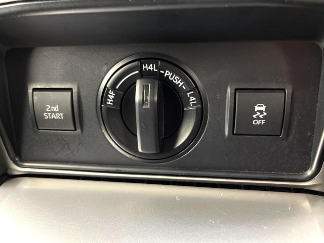 ランドクルーザープラド TX 4WD 7人乗り TRDエアロ 9インチナビ バックカメラ セーフティセンス 禁煙車 コーナーセンサー スマートキー LEDヘッドライト ルーフレール ビルトインETC 純正17インチアルミ(35枚目)