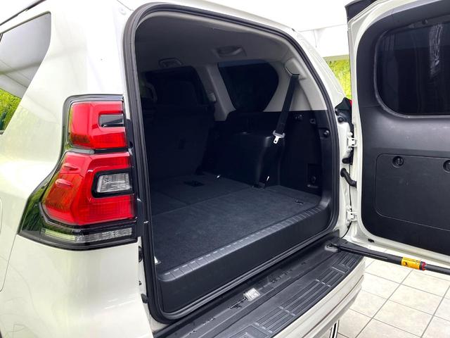 ランドクルーザープラド TX 4WD 7人乗り TRDエアロ 9インチナビ バックカメラ セーフティセンス 禁煙車 コーナーセンサー スマートキー LEDヘッドライト ルーフレール ビルトインETC 純正17インチアルミ(43枚目)
