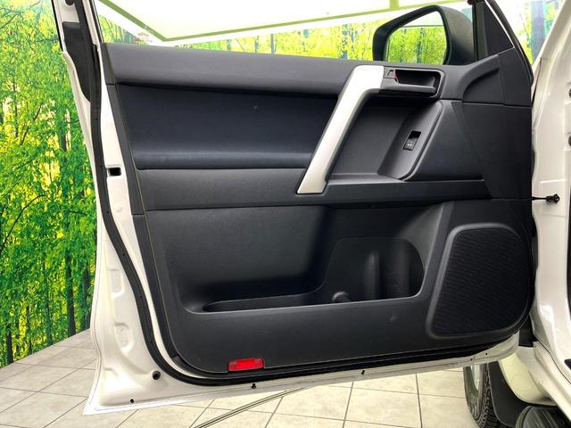 ランドクルーザープラド TX 4WD 7人乗り TRDエアロ 9インチナビ バックカメラ セーフティセンス 禁煙車 コーナーセンサー スマートキー LEDヘッドライト ルーフレール ビルトインETC 純正17インチアルミ(46枚目)