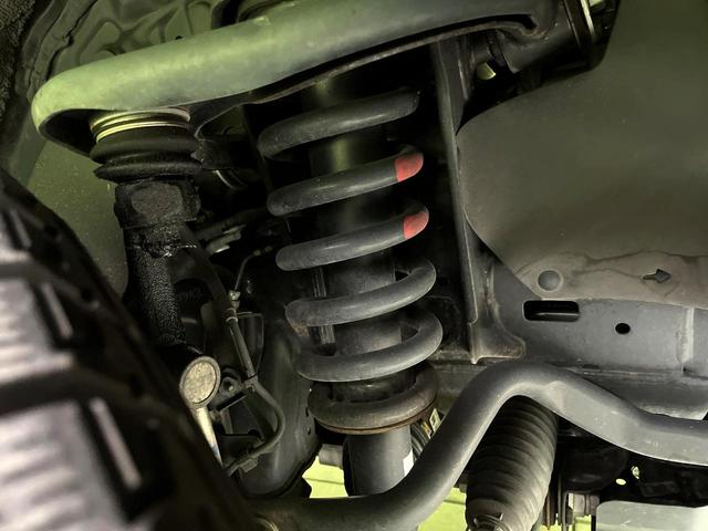 ランドクルーザープラド TX 4WD 7人乗り TRDエアロ 9インチナビ バックカメラ セーフティセンス 禁煙車 コーナーセンサー スマートキー LEDヘッドライト ルーフレール ビルトインETC 純正17インチアルミ(47枚目)