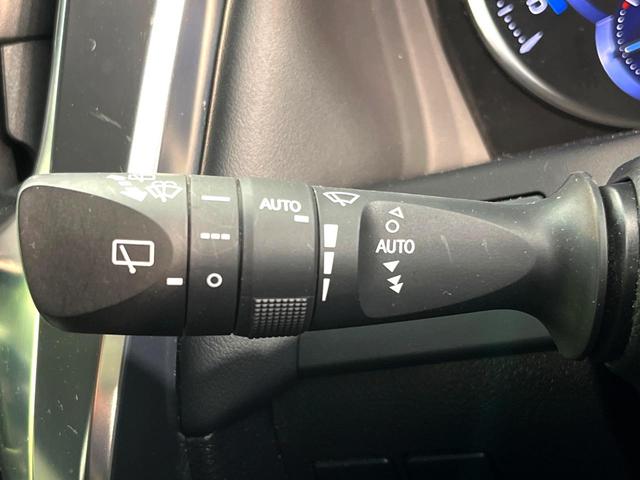 アルファードハイブリッド SR Cパッケージ 禁煙車 4WD サンルーフ フリップダウンモニター 純正9インチディスプレイオーディオ バックカメラ デジタルインナーミラー 黒革シート 両側パワースライドドア パワーバックドア ETC(27枚目)