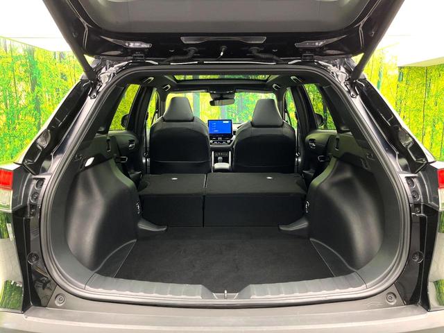 カローラクロス ハイブリッド　Ｚ　パノラマルーフ　純正１０．５型ディスプレイオーディオ　全周囲カメラ　トヨタセーフティー　アダプディブクルーズコントロール　禁煙車　パワーバックドア　ハーフレザー　パワーシート　シートヒーター（10枚目）