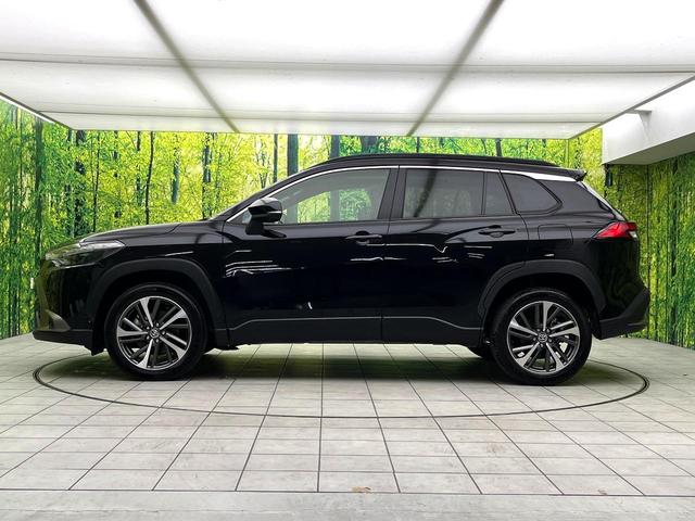 カローラクロス ハイブリッド　Ｚ　パノラマルーフ　純正１０．５型ディスプレイオーディオ　全周囲カメラ　トヨタセーフティー　アダプディブクルーズコントロール　禁煙車　パワーバックドア　ハーフレザー　パワーシート　シートヒーター（24枚目）