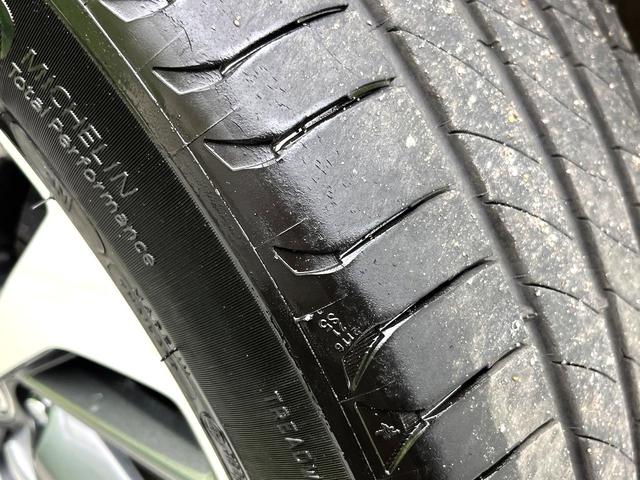 カローラクロス ハイブリッド　Ｚ　パノラマルーフ　純正１０．５型ディスプレイオーディオ　全周囲カメラ　トヨタセーフティー　アダプディブクルーズコントロール　禁煙車　パワーバックドア　ハーフレザー　パワーシート　シートヒーター（29枚目）