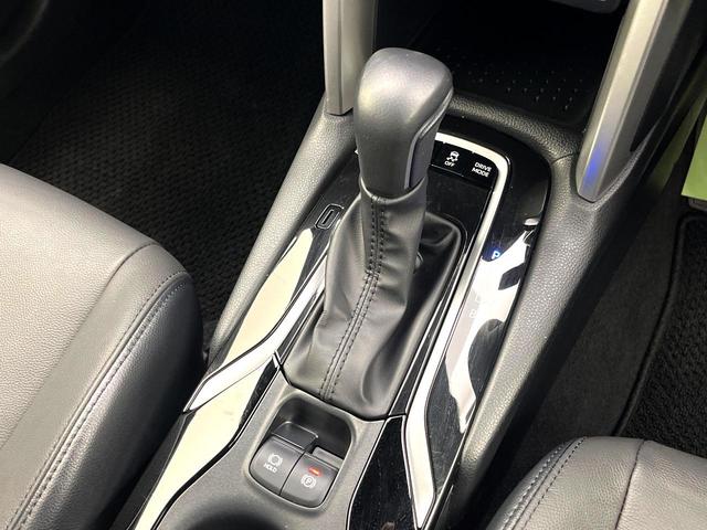 カローラクロス ハイブリッド　Ｚ　パノラマルーフ　純正１０．５型ディスプレイオーディオ　全周囲カメラ　トヨタセーフティー　アダプディブクルーズコントロール　禁煙車　パワーバックドア　ハーフレザー　パワーシート　シートヒーター（38枚目）