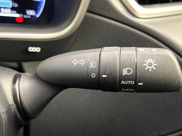 カローラクロス ハイブリッド　Ｚ　パノラマルーフ　純正１０．５型ディスプレイオーディオ　全周囲カメラ　トヨタセーフティー　アダプディブクルーズコントロール　禁煙車　パワーバックドア　ハーフレザー　パワーシート　シートヒーター（40枚目）