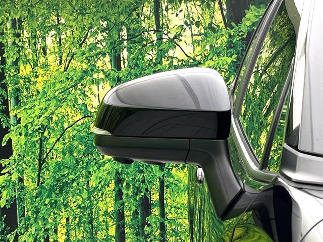 カローラクロス ハイブリッド　Ｚ　パノラマルーフ　純正１０．５型ディスプレイオーディオ　全周囲カメラ　トヨタセーフティー　アダプディブクルーズコントロール　禁煙車　パワーバックドア　ハーフレザー　パワーシート　シートヒーター（56枚目）