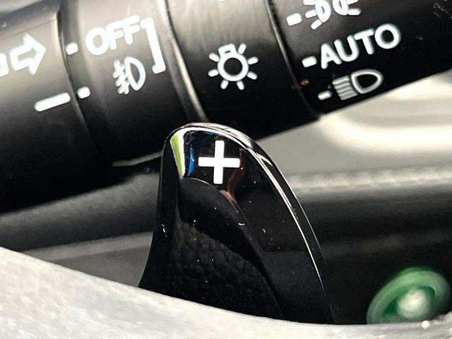 ヴェゼル ハイブリッドＸ　純正８型ナビ　バックカメラ　スマートキー　ＬＥＤヘッドライト　純正１６インチアルミホイール　パドルシフト　オートライト　クルーズコントロール　電動パーキング　ＥＴＣ　ドライブレコーダー　禁煙車（6枚目）