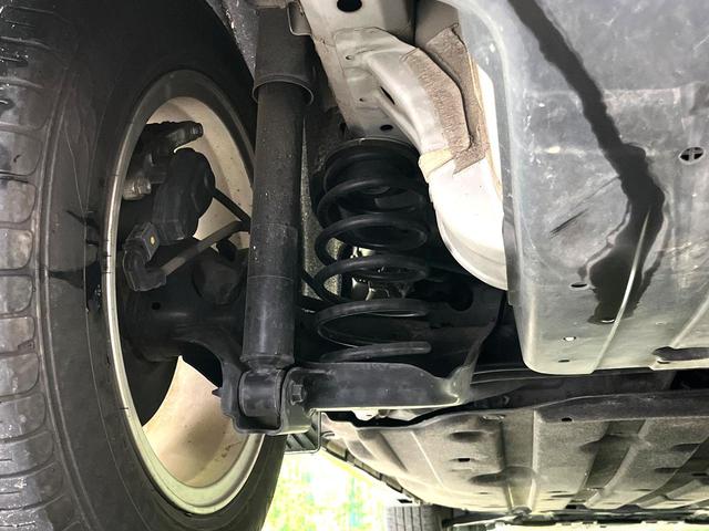 ヴェゼル ハイブリッドＸ　純正８型ナビ　バックカメラ　スマートキー　ＬＥＤヘッドライト　純正１６インチアルミホイール　パドルシフト　オートライト　クルーズコントロール　電動パーキング　ＥＴＣ　ドライブレコーダー　禁煙車（20枚目）