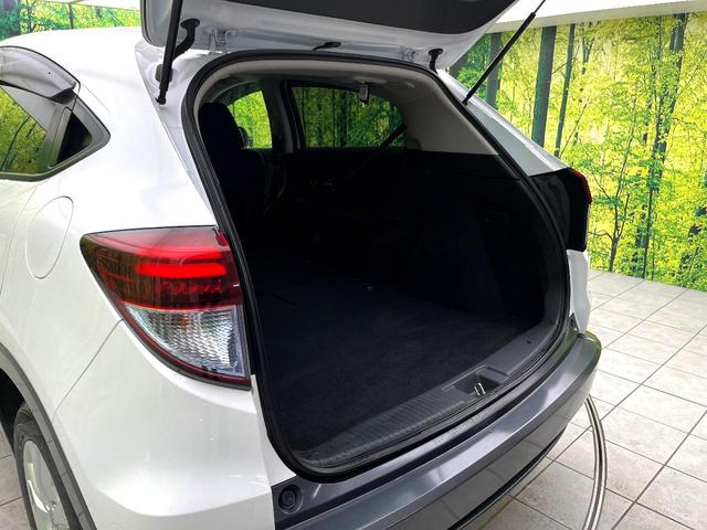 ヴェゼル ハイブリッドＸ　純正８型ナビ　バックカメラ　スマートキー　ＬＥＤヘッドライト　純正１６インチアルミホイール　パドルシフト　オートライト　クルーズコントロール　電動パーキング　ＥＴＣ　ドライブレコーダー　禁煙車（40枚目）