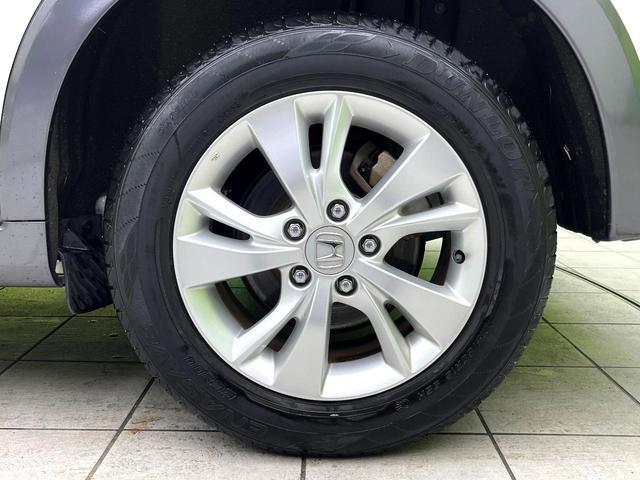 ヴェゼル ハイブリッドＸ　純正８型ナビ　バックカメラ　スマートキー　ＬＥＤヘッドライト　純正１６インチアルミホイール　パドルシフト　オートライト　クルーズコントロール　電動パーキング　ＥＴＣ　ドライブレコーダー　禁煙車（48枚目）