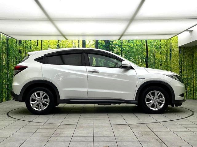 ヴェゼル ハイブリッドＸ　純正８型ナビ　バックカメラ　スマートキー　ＬＥＤヘッドライト　純正１６インチアルミホイール　パドルシフト　オートライト　クルーズコントロール　電動パーキング　ＥＴＣ　ドライブレコーダー　禁煙車（51枚目）