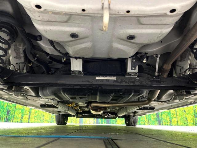 タント カスタムＲＳ　トップエディションＳＡＩＩ　ターボ　純正ナビ　バックカメラ　両側電動スライドドア　衝突軽減ブレーキシステム　禁煙車　ＥＴＣ　純正１５インチアルミ　スマートキー　ＨＩＤヘッド　オートエアコン　ロールサンシェード　ＢＬＵＥＴＯＯＴＨ（19枚目）