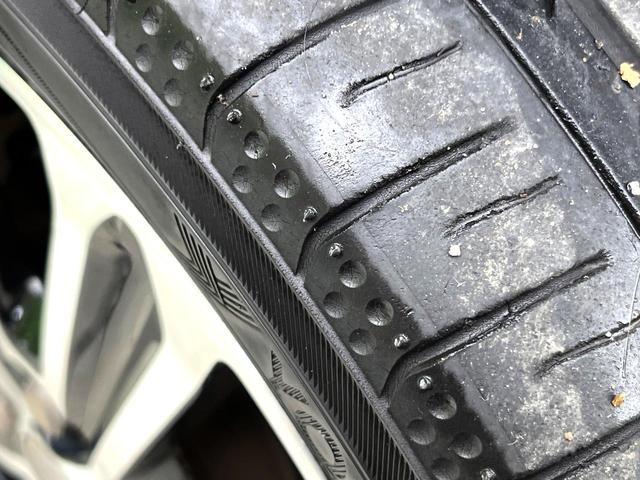 タント カスタムＲＳ　トップエディションＳＡＩＩ　ターボ　純正ナビ　バックカメラ　両側電動スライドドア　衝突軽減ブレーキシステム　禁煙車　ＥＴＣ　純正１５インチアルミ　スマートキー　ＨＩＤヘッド　オートエアコン　ロールサンシェード　ＢＬＵＥＴＯＯＴＨ（44枚目）