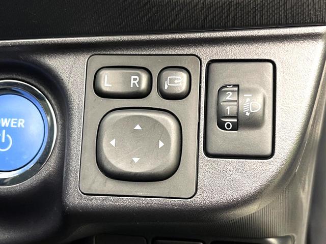 アクア Ｓスタイルブラック　禁煙車　衝突軽減ブレーキ　純正ナビ　バックカメラ　オートエアコン　スマートキー　ＬＥＤヘッドライト　オートハイビーム　電動格納ミラー　パワーウィンドウ　車線逸脱抑制装置　ＥＴＣ（32枚目）