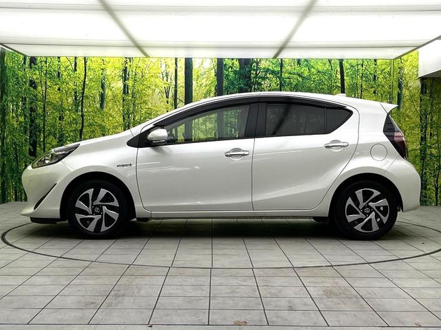 アクア Ｓスタイルブラック　禁煙車　衝突軽減ブレーキ　純正ナビ　バックカメラ　オートエアコン　スマートキー　ＬＥＤヘッドライト　オートハイビーム　電動格納ミラー　パワーウィンドウ　車線逸脱抑制装置　ＥＴＣ（38枚目）