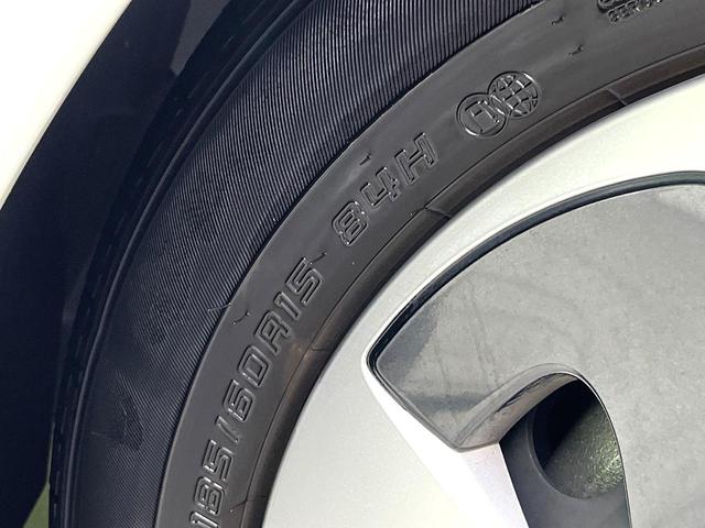 アクア Ｓスタイルブラック　禁煙車　衝突軽減ブレーキ　純正ナビ　バックカメラ　オートエアコン　スマートキー　ＬＥＤヘッドライト　オートハイビーム　電動格納ミラー　パワーウィンドウ　車線逸脱抑制装置　ＥＴＣ（43枚目）