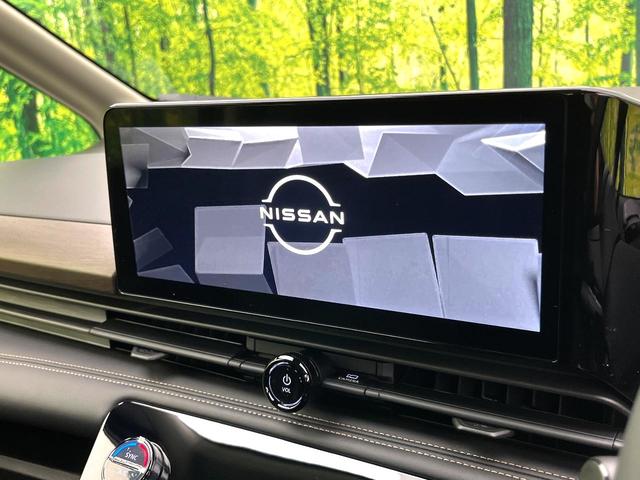 セレナ ハイウェイスターＶ　登録済未使用車　純正１２．３インチナビ　アラウンドビューモニター　プロパイロット　ハンズフリー両側電動スライドドア　純正１６インチアルミ　ＬＥＤヘッド　パドルシフト　オートライト　オートエアコン（4枚目）