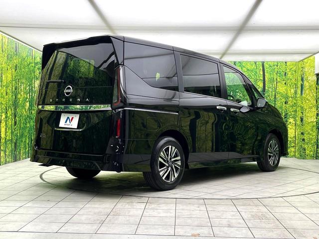 セレナ ハイウェイスターＶ　登録済未使用車　純正１２．３インチナビ　アラウンドビューモニター　プロパイロット　ハンズフリー両側電動スライドドア　純正１６インチアルミ　ＬＥＤヘッド　パドルシフト　オートライト　オートエアコン（18枚目）