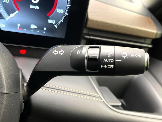 セレナ ハイウェイスターＶ　登録済未使用車　純正１２．３インチナビ　アラウンドビューモニター　プロパイロット　ハンズフリー両側電動スライドドア　純正１６インチアルミ　ＬＥＤヘッド　パドルシフト　オートライト　オートエアコン（27枚目）