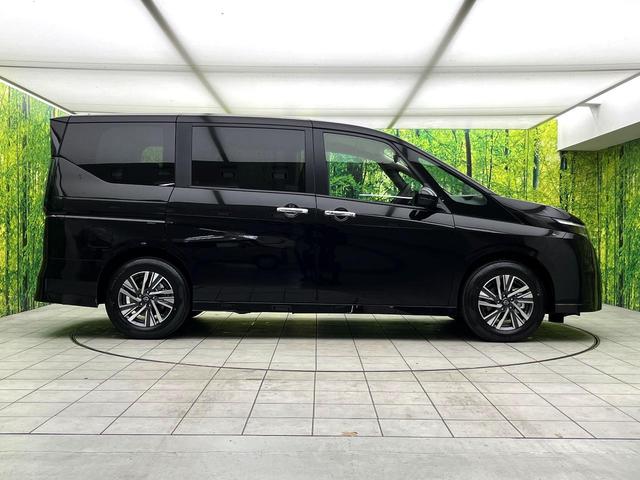 セレナ ハイウェイスターＶ　登録済未使用車　純正１２．３インチナビ　アラウンドビューモニター　プロパイロット　ハンズフリー両側電動スライドドア　純正１６インチアルミ　ＬＥＤヘッド　パドルシフト　オートライト　オートエアコン（42枚目）