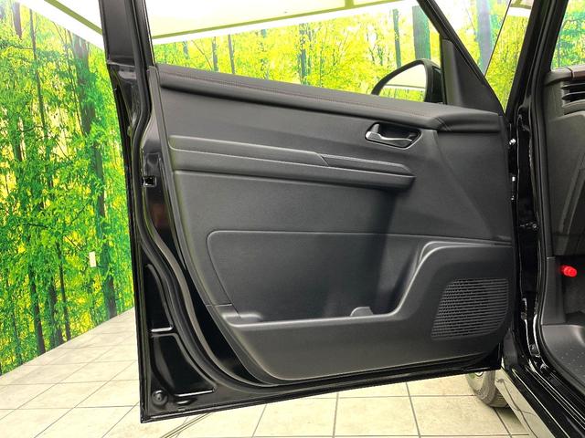 セレナ ハイウェイスターＶ　登録済未使用車　純正１２．３インチナビ　アラウンドビューモニター　プロパイロット　ハンズフリー両側電動スライドドア　純正１６インチアルミ　ＬＥＤヘッド　パドルシフト　オートライト　オートエアコン（47枚目）