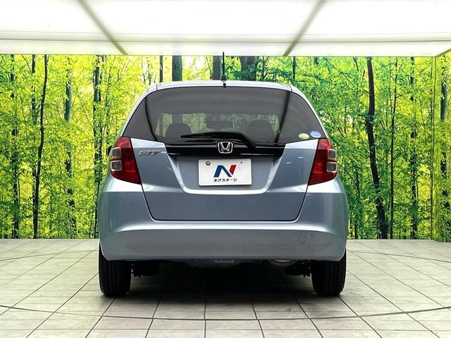 フィット Ｇ　禁煙車　ＳＤナビ　バックカメラ　キーレス　ＬＥＤヘッドライト　パワーウィンドウ　ドアバイザー　電動格納ミラー　オートライト　ＥＴＣ（15枚目）