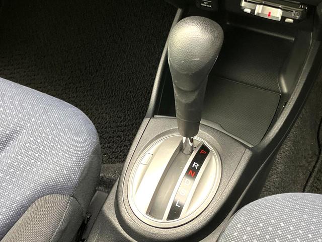 フィット Ｇ　禁煙車　ＳＤナビ　バックカメラ　キーレス　ＬＥＤヘッドライト　パワーウィンドウ　ドアバイザー　電動格納ミラー　オートライト　ＥＴＣ（31枚目）