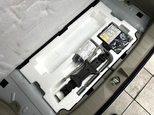 スペーシア Ｘ　禁煙車　純正ナビ　全周囲カメラ　衝突軽減ブレーキ　両側パワースライドドア　シートヒーター　ＨＩＤヘッドライト　オートエアコン　オートライト　スマートキー　ＥＴＣ（51枚目）