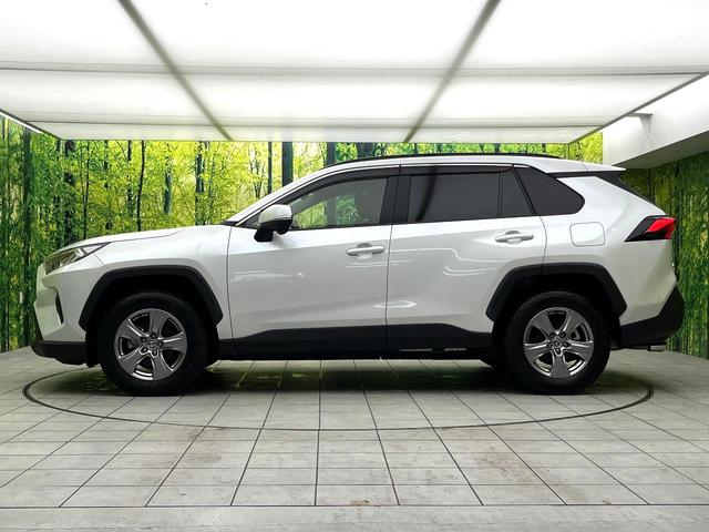 ＲＡＶ４ Ｘ　禁煙車　４ＷＤ　純正８型ディズプレイオーディオ　バックカメラ　レーダークルーズコントロール　オートブレーキホールド　オートエアコン　ＬＥＤヘッドライト　純正１７インチアルミ　スマートキー　ＥＴＣ（38枚目）