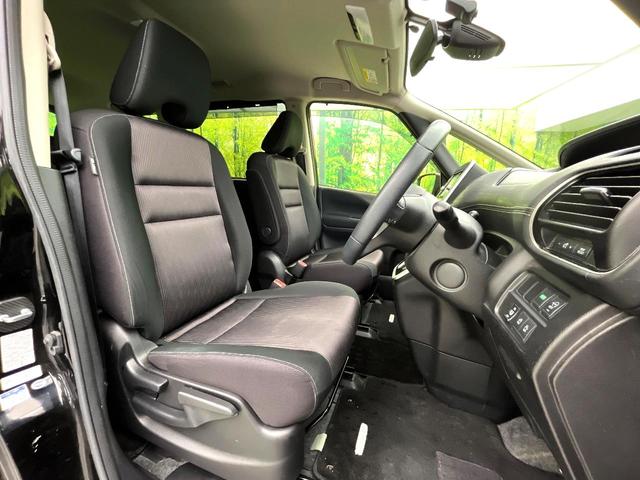 セレナ ハイウェイスター　プロパイロットエディション　禁煙車　純正ナビ　バックカメラ　プロパイロット　ハンズフリー機能付き両側パワースライドドア　ＬＥＤヘッドライト　純正１６インチアルミ　オートエアコン　スマートキー　ドライブレコーダー　ＥＴＣ（8枚目）