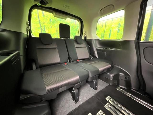 セレナ ハイウェイスター　プロパイロットエディション　禁煙車　純正ナビ　バックカメラ　プロパイロット　ハンズフリー機能付き両側パワースライドドア　ＬＥＤヘッドライト　純正１６インチアルミ　オートエアコン　スマートキー　ドライブレコーダー　ＥＴＣ（10枚目）