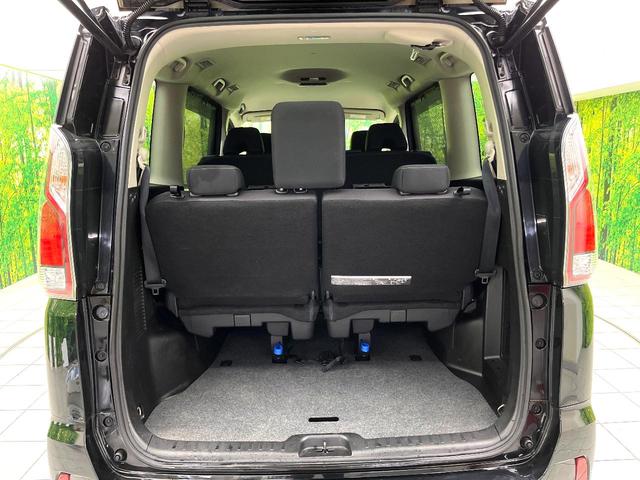 セレナ ハイウェイスター　プロパイロットエディション　禁煙車　純正ナビ　バックカメラ　プロパイロット　ハンズフリー機能付き両側パワースライドドア　ＬＥＤヘッドライト　純正１６インチアルミ　オートエアコン　スマートキー　ドライブレコーダー　ＥＴＣ（11枚目）