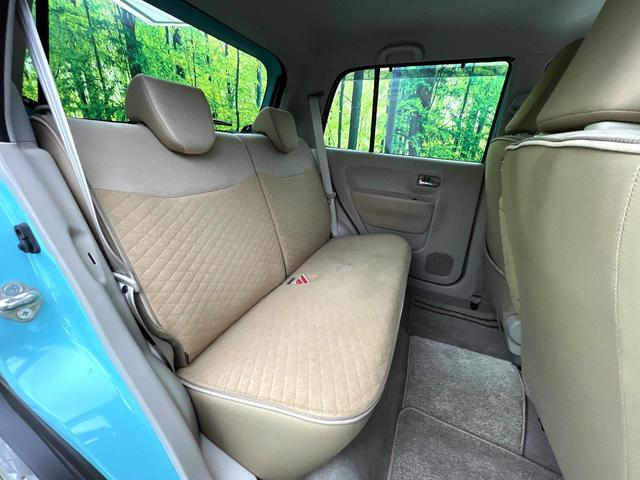 アルトラパン Ｘ　禁煙車　衝突軽減ブレーキ　純正ナビ　全周囲カメラ　シートヒーター　オートエアコン　スマートキー　ＬＥＤヘッドライト　純正１４インチアルミ　アイドリングストップ　フロアマット　ドアバイザー（9枚目）