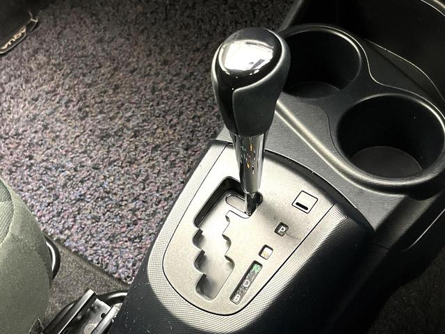 アクア Sスタイルブラック SDナビ バックカメラ 禁煙車 セーフティセンス スマートキー オートライト オートハイビーム オートエアコン ETC 電動格納ミラー BLUETOOTH フルセグ ドラレコ 純正15インチホイール(32枚目)