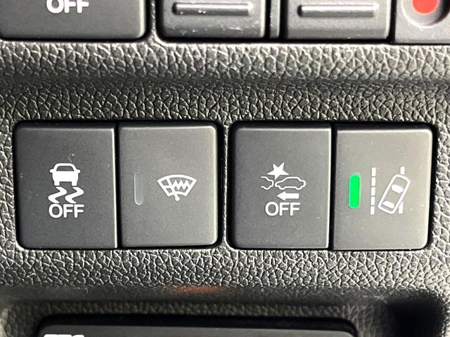 フリードハイブリッド ハイブリッド・ＥＸ　禁煙車　純正９型ナビ　アダプティブクルーズコントロール　バックカメラ　両側パワースライドドア　ＬＥＤヘッドライト　純正１５インチアルミ　スマートキー　オートエアコン　ドライブレコーダー　ＥＴＣ（35枚目）