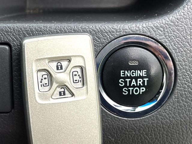 ヴォクシー ＺＳ　煌ＩＩ　禁煙車　ＳＤナビ　両側パワースライドドア　バックカメラ　オートエアコン　スマートキー　ＨＩＤヘッドライト　純正１６インチアルミ　オートライト　ＥＴＣ（7枚目）