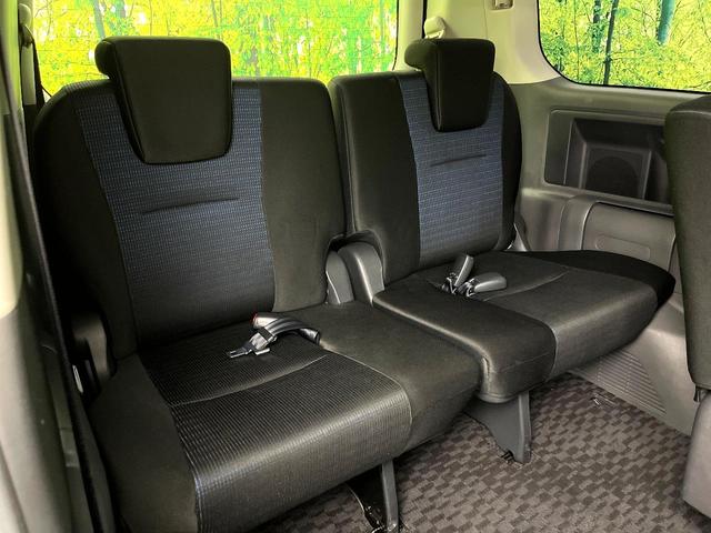 ヴォクシー ＺＳ　煌ＩＩ　禁煙車　ＳＤナビ　両側パワースライドドア　バックカメラ　オートエアコン　スマートキー　ＨＩＤヘッドライト　純正１６インチアルミ　オートライト　ＥＴＣ（10枚目）