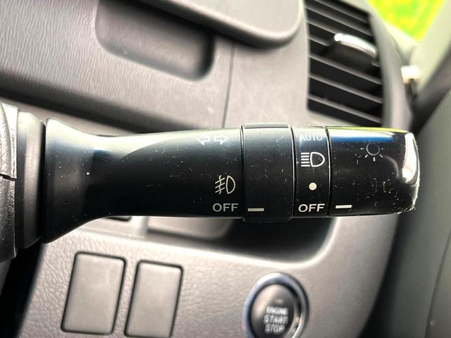 ヴォクシー ＺＳ　煌ＩＩ　禁煙車　ＳＤナビ　両側パワースライドドア　バックカメラ　オートエアコン　スマートキー　ＨＩＤヘッドライト　純正１６インチアルミ　オートライト　ＥＴＣ（27枚目）