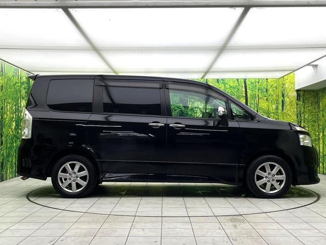 ヴォクシー ＺＳ　煌ＩＩ　禁煙車　ＳＤナビ　両側パワースライドドア　バックカメラ　オートエアコン　スマートキー　ＨＩＤヘッドライト　純正１６インチアルミ　オートライト　ＥＴＣ（39枚目）