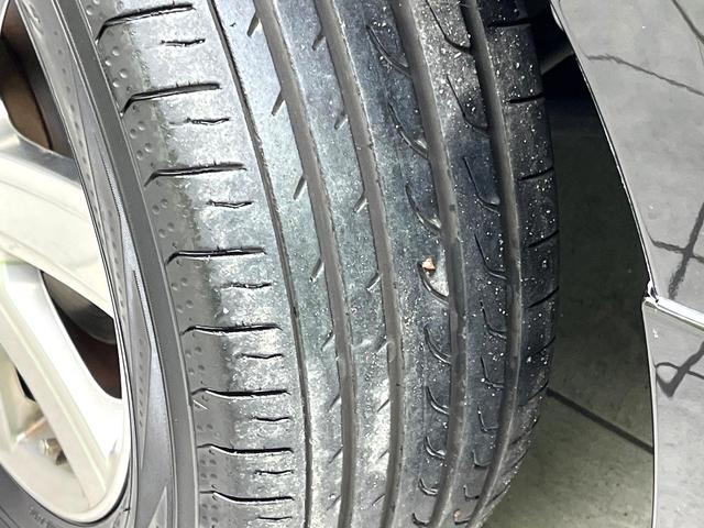 ヴォクシー ＺＳ　煌ＩＩ　禁煙車　ＳＤナビ　両側パワースライドドア　バックカメラ　オートエアコン　スマートキー　ＨＩＤヘッドライト　純正１６インチアルミ　オートライト　ＥＴＣ（43枚目）