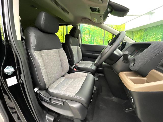 フリード ｅ：ＨＥＶエアー　ＥＸ　登録済未使用車　ホンダセンシング　両側電動スライドドア　シートヒーター　アダプティブクルーズコントロール　ＬＥＤヘッド　オートエアコン　オートライト　純正１５インチアルミ　電動パーキングブレーキ（7枚目）