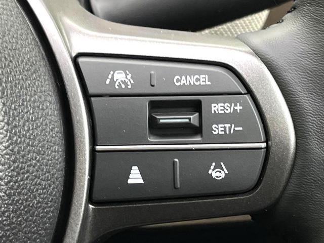 フリード ｅ：ＨＥＶエアー　ＥＸ　登録済未使用車　ホンダセンシング　両側電動スライドドア　シートヒーター　アダプティブクルーズコントロール　ＬＥＤヘッド　オートエアコン　オートライト　純正１５インチアルミ　スマートキー（6枚目）